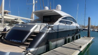 66' Pershing 2010 Yacht For Sale